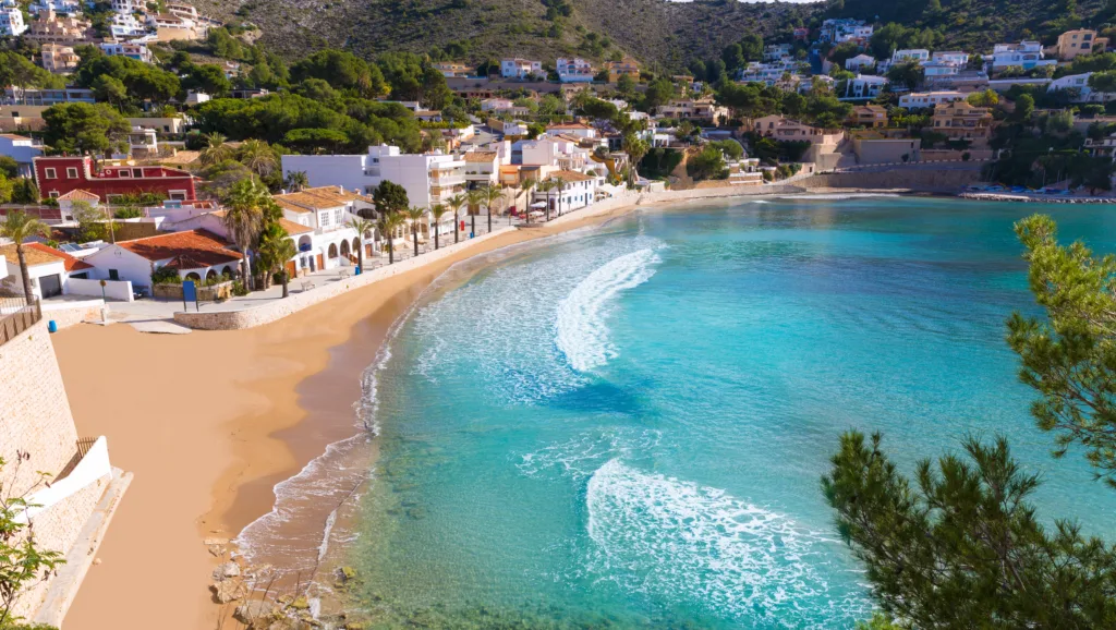Pláž na Costa Blanca, Španielsko