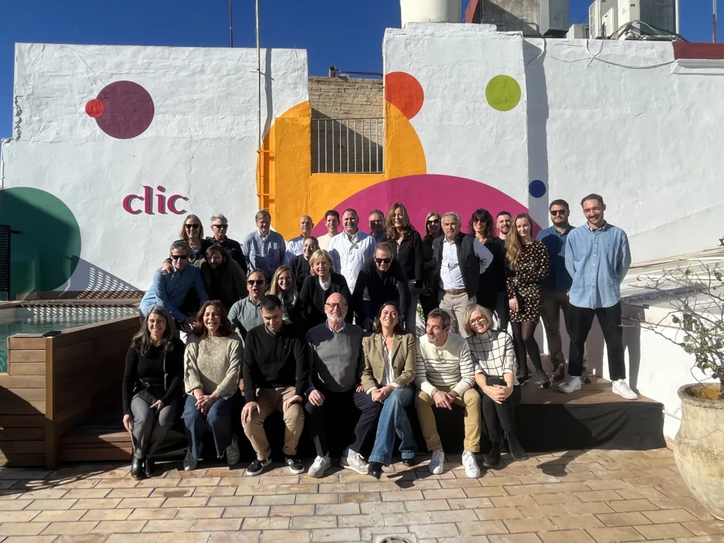 Tím školy na strešnej terase, CLIC Sevilla